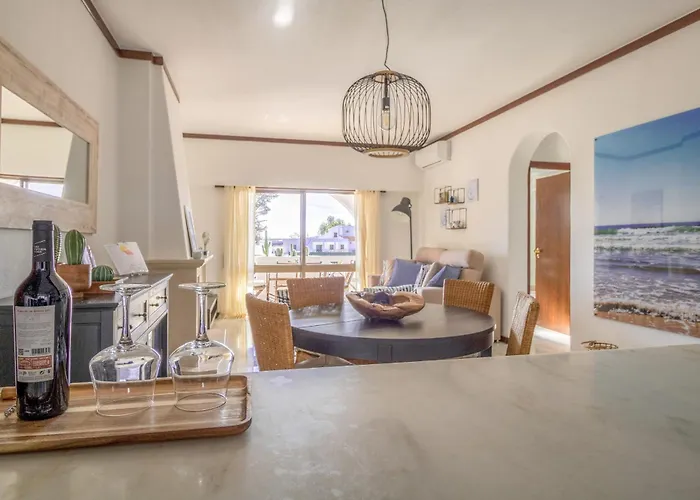 Apartman #007 Bright Apartment Comfortable Stay